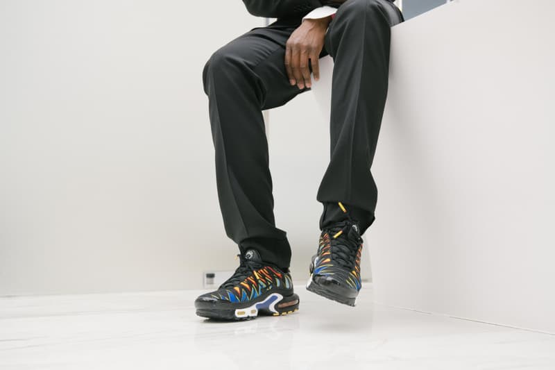 Portraits De Dan Sablon, Chaussé De La Nike Tn Édition Paris
