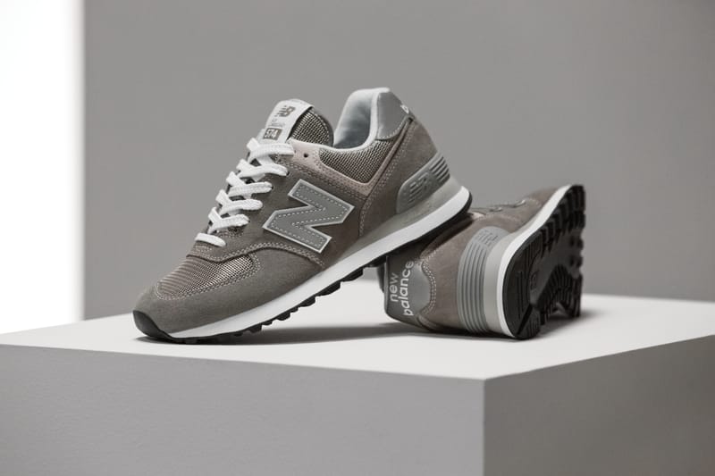 New Balance Célèbre La 574 Own Grey Et Le New Balance Grey Day