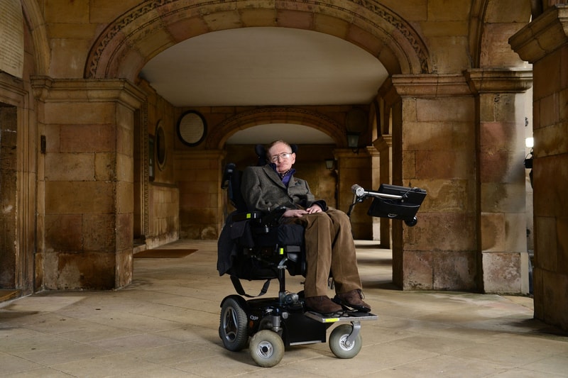 Stephen Hawking Décédé 76 Ans Physicien