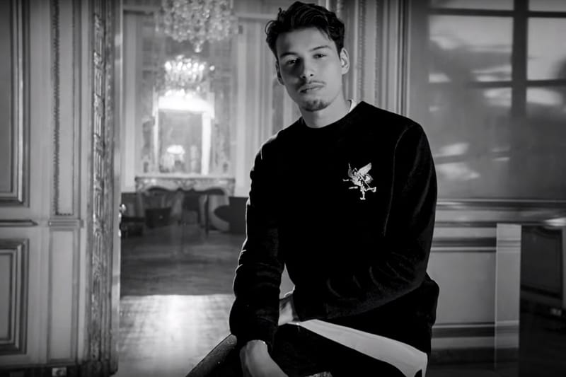 Nouvelle Égérie De Givenchy Parfum Georgio Rend Hommage A Alfred De Musset