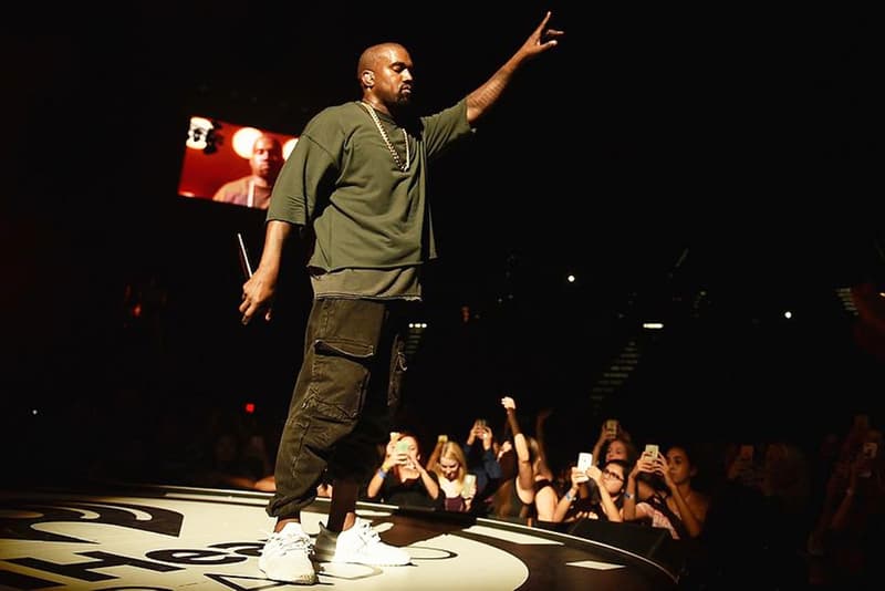 Portrait De Kanye West Sur Scène