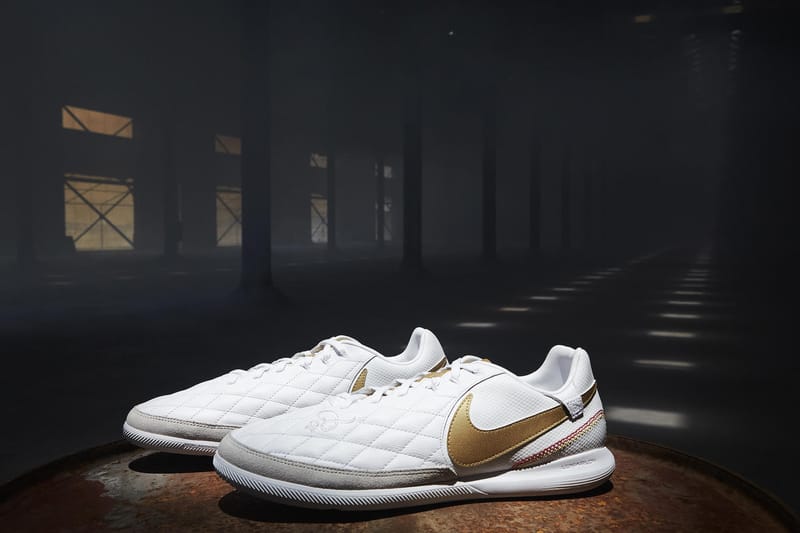 Nike Dévoile La 10R LegendX À La Gloire De Ronaldinho