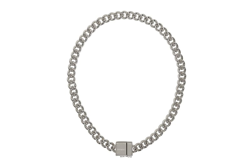 Vetements Mélange Mode Et Technologie Avec Leur Nouveau Collier USB