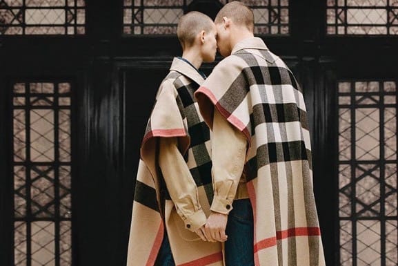 Voici A Quoi Ressemble La Première Collection De Riccardo Tisci Pour Burberry
