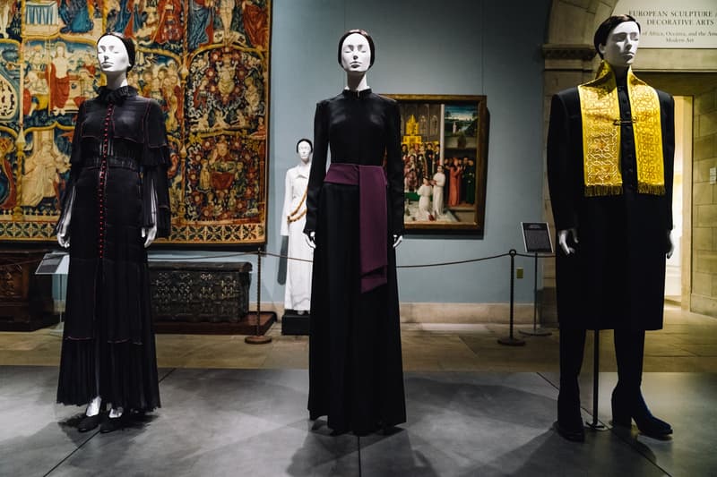 Exposition Les Corps Célestes : La Mode Et L'Imaginaire Catholique