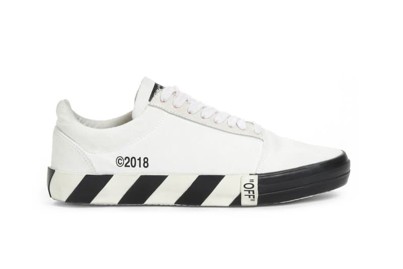 Photo Sneakers Off-White™