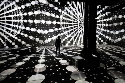 Pénétrez Dans La Plus Grande Exposition D'Intelligence Artificielle Au Monde