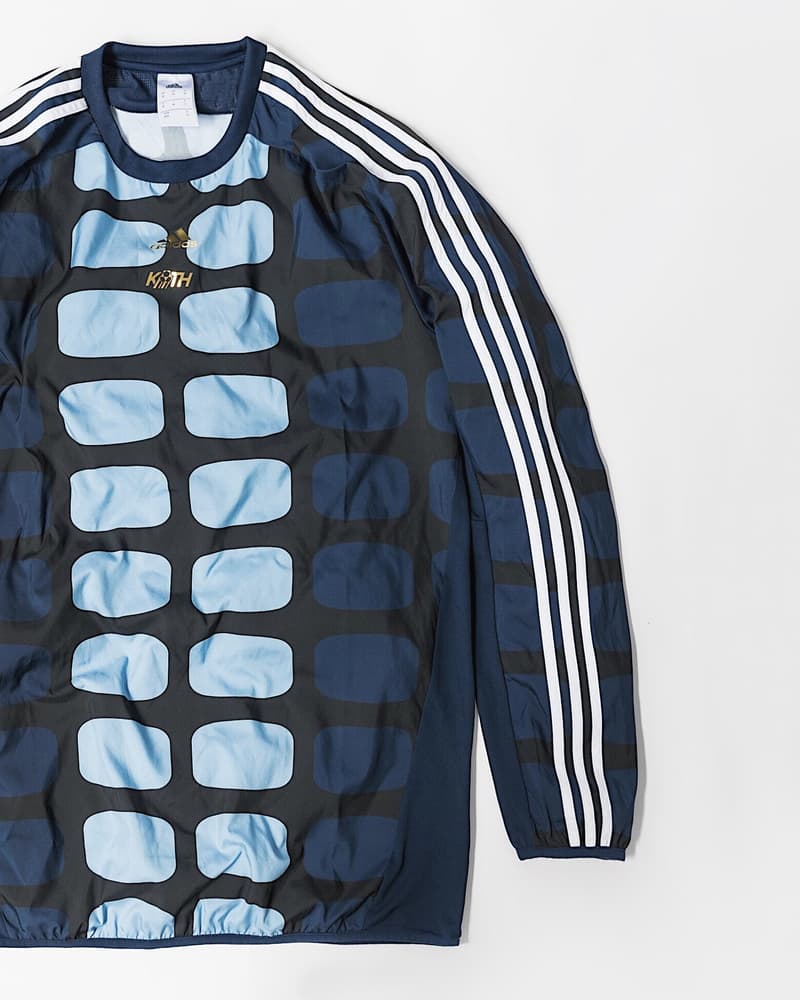 Photo Collaboration Football KITH x adidas