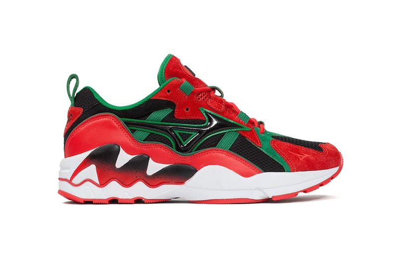 La MJC et Mizuno S'Associent Pour Le Troisième Anniversaire De Club 75 Autour De La Wave Rider 1