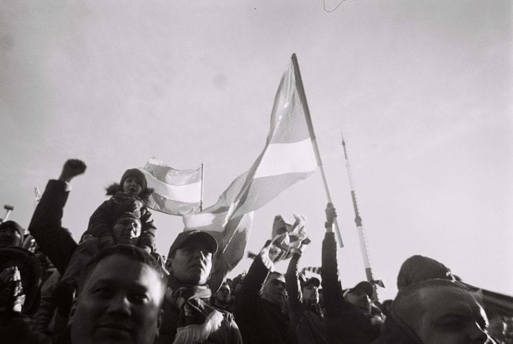 La Série Photographique "Real Russia" Offre Une Critique Acerbe Du Football En Russie