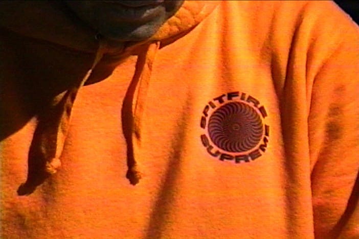 Supreme Retourne Aux Sources Dans Une Collaboration Skate Avec Spitfire