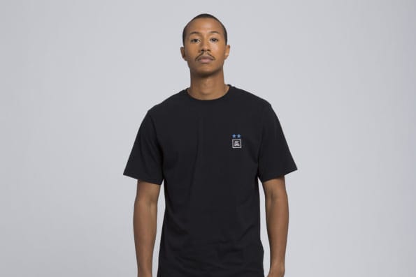 Benklark Célèbre L'Équipe De France Avec Un T-Shirt Deux Étoiles