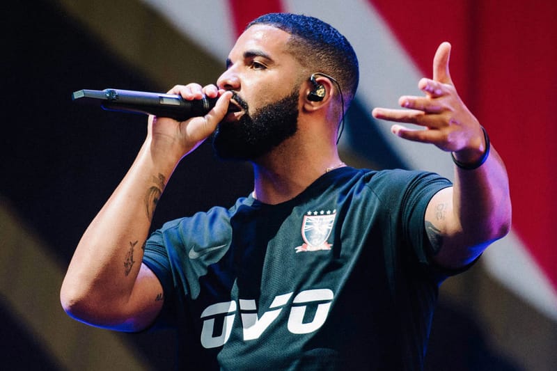 Drake Tease Une Collaboration OVO x Nike Football