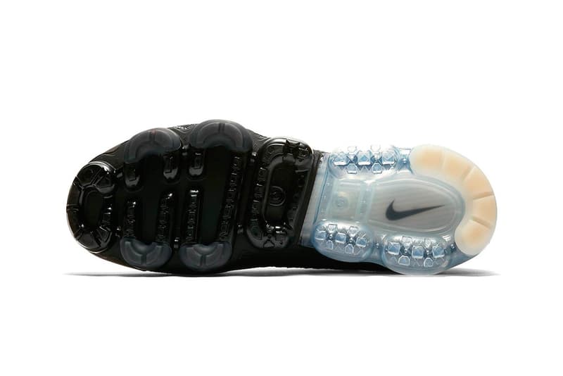 Air VaporMax Moc 2 "Black/Light Cream"