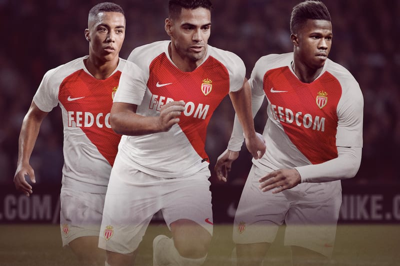 Nike Football Et L'AS Monaco Lancent La Nouvelle Saison En Dévoilant La Tenue Domicile 2018/2019