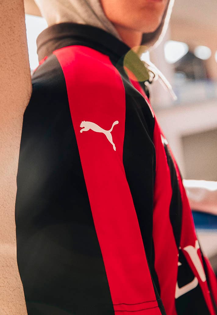 Photo Du Maillot Domicile 2018/2019 Du Milan AC