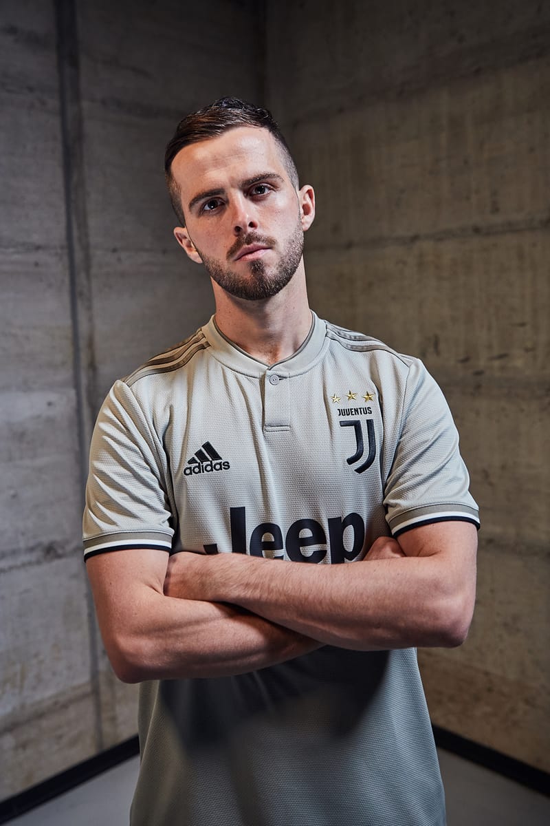 juventus 2018 away kit