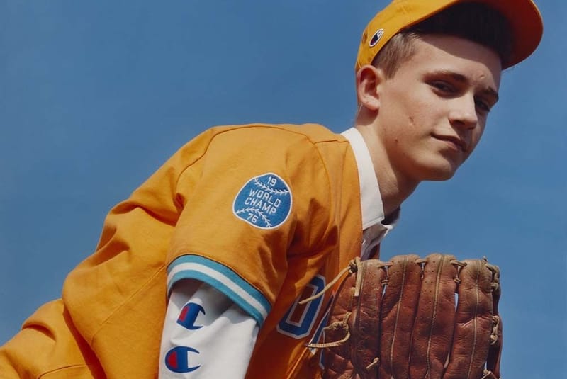 Champion Dévoile Sa Collection Avec BEAMS Dans Un Lookbook Baseball