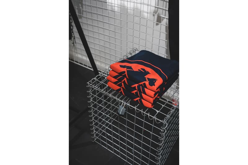 Hoodlab Size? Pop-Up Store All Rights Removed Collection