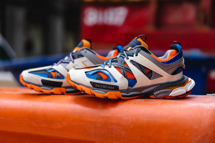 Regardez De Plus Près La Sneaker TRACK De Balenciaga