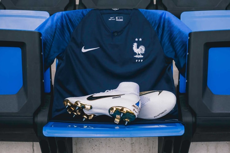 En Images - Nike Offre À Kylian Mbappé Et Aux Bleus Des Crampons Personnalisés Ornés De Deux Étoiles