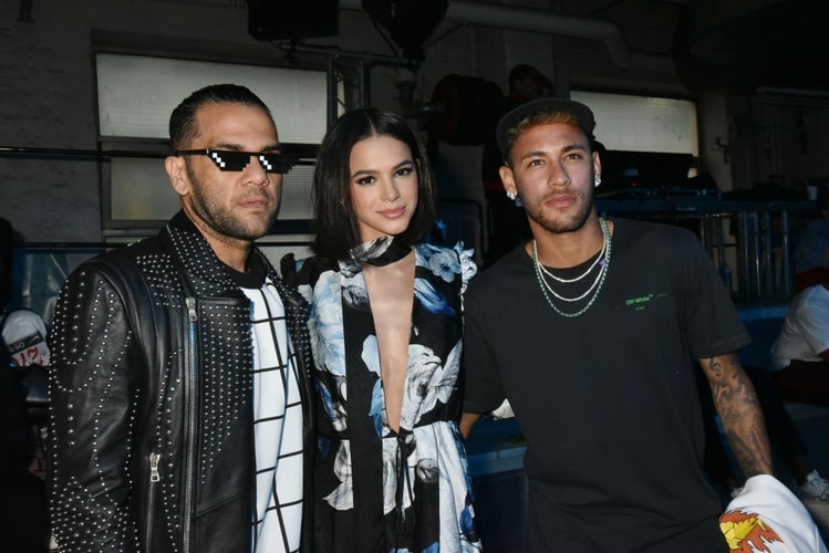 En Images - Dani Alves Et Neymar En Front Row Du Défilé Off-White™