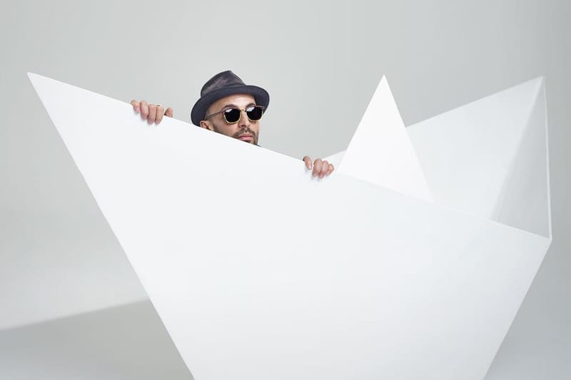 L'Art Est-Il Toujours Politique ? L'Artiste JR Interviendra À Sciences Po Pour Apporter Ses Réponses