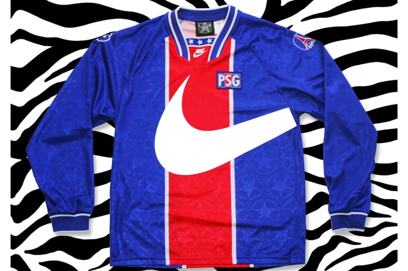 Le Studio Créatif Golden Cabane Revisite Un Maillot Vintage Du PSG