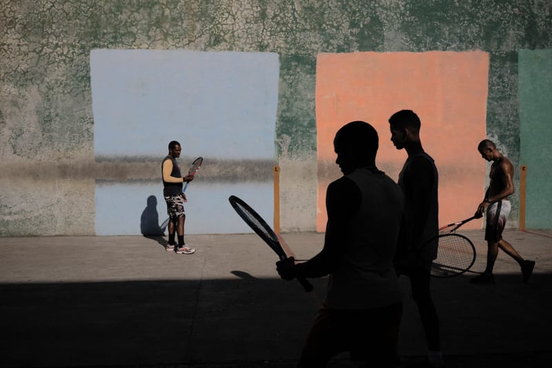 Le Photographe Paul Mougeot Capture La Vie Suspendue De Cuba Dans Sa Nouvelle Série Photographique 'Lost In Transition'