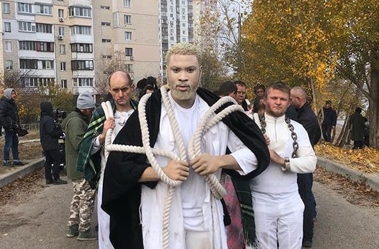 Toutes Les Images Fortes Du Clip De Damso Et OrelSan Expliquées Par Ses Réalisateurs