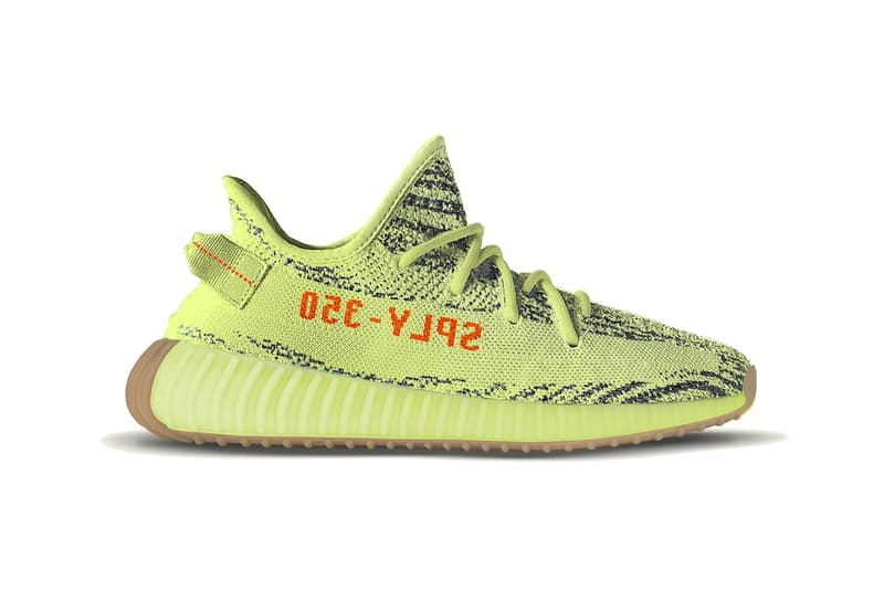 Photo YEEZY BOOST 350 V2 "Semi Frozen Yellow"