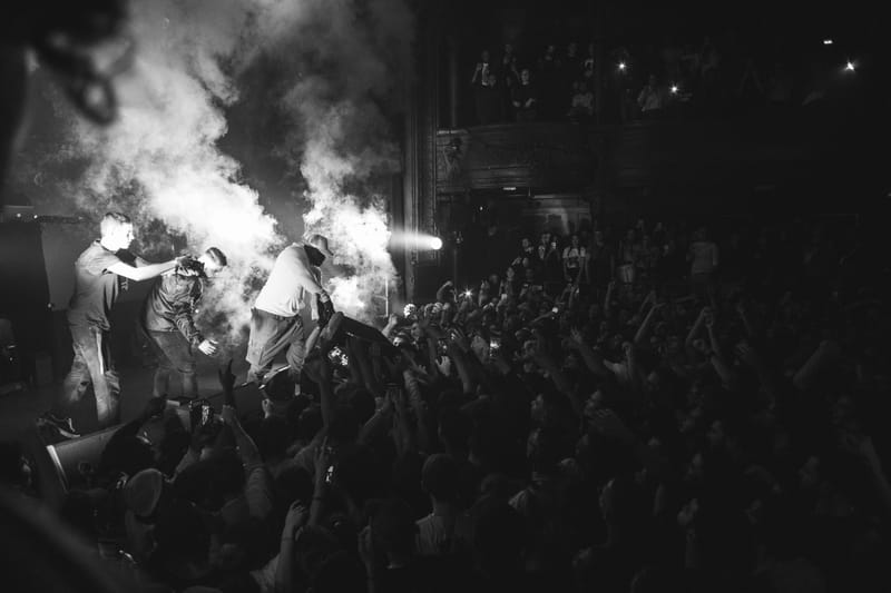 En Images - Dinos Invite Dosseh, Maes Et PLK Pour Son Concert À La Cigale