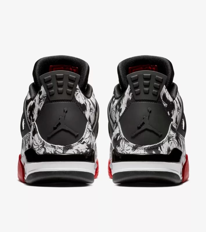 Photo Air Jordan IV "Tattoo"