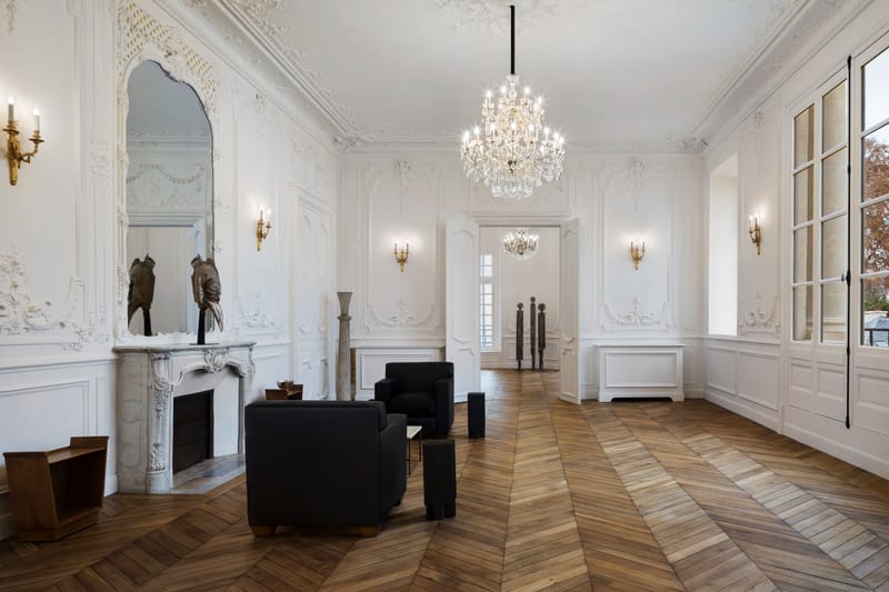 En Photos - Le Nouveau QG De Yves Saint Laurent À Paris