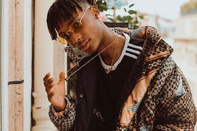 Voici Comment Défiler Pour Andrea Crews Lors De La Prochaine Fashion Week De Paris