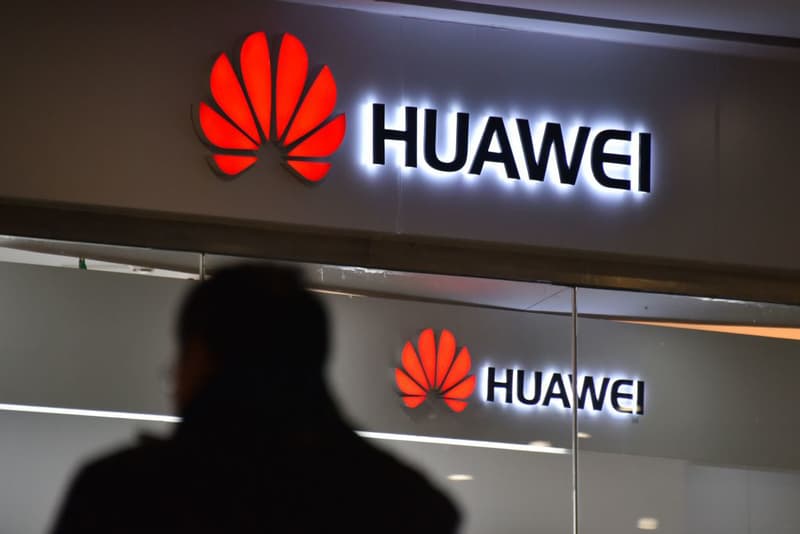 Huawei iPhone Twitter Punition Employés