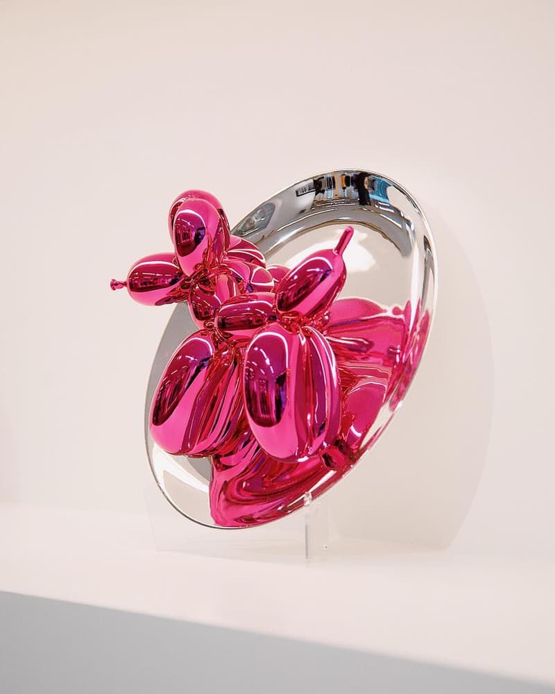 Photo Du "Balloon Dog" De Jeff Koons