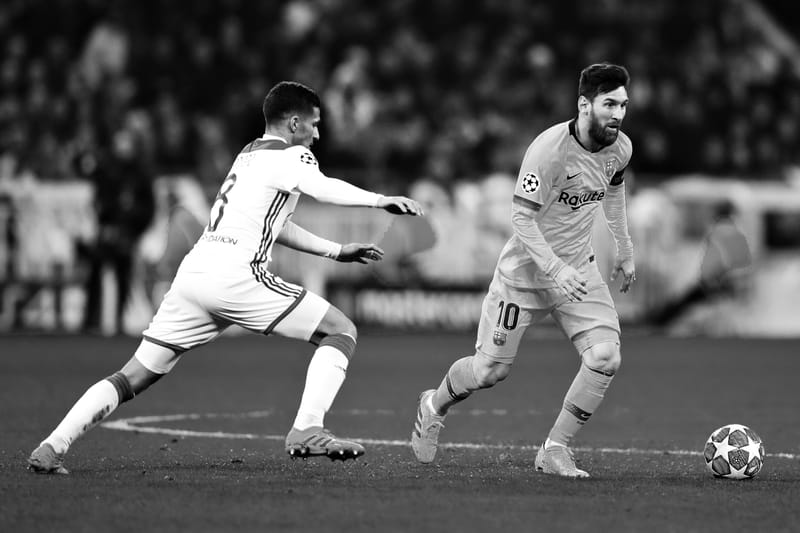 L'Impuissance De Suarez, La Remontada... Les Meilleures Réactions Twitter De OL - Barça