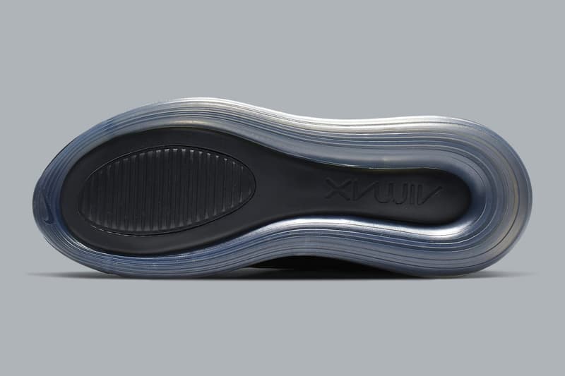 Nike Air Max 720 Triple Black Photos