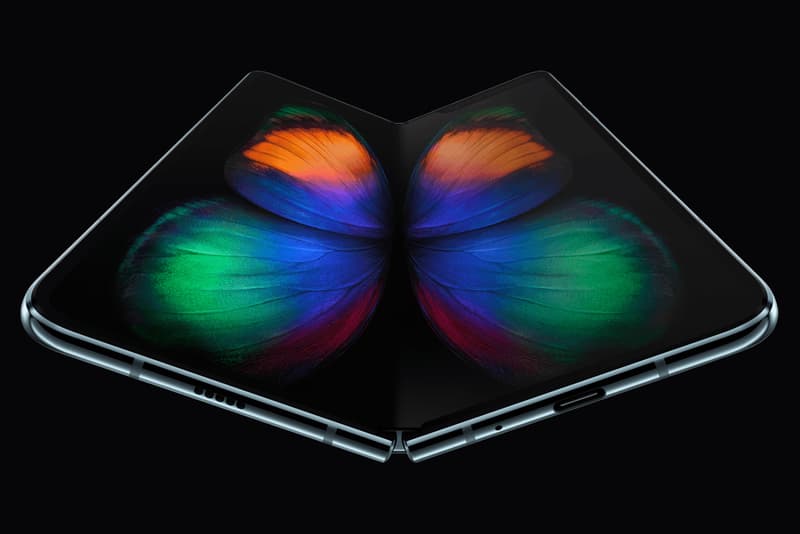 Samsung Galaxy Fold Smartphone Pliable