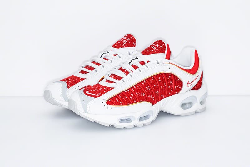 Photos De La Collab Supreme x Nike Air Tailwind IV