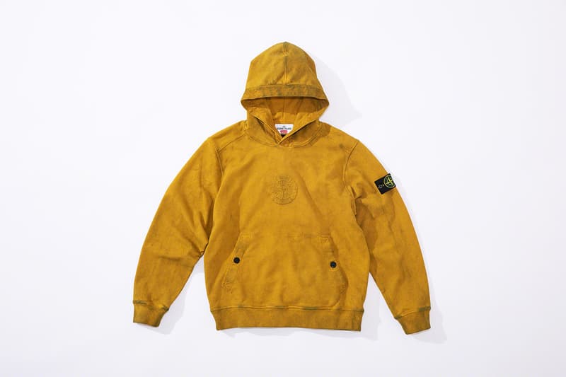 Photos De La Collaboration Entre Supreme Et Stone Island