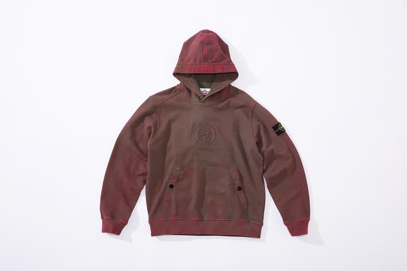 Photos De La Collaboration Entre Supreme Et Stone Island