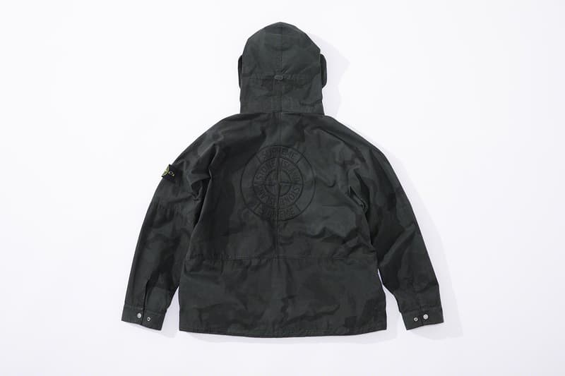 Photos De La Collaboration Entre Supreme Et Stone Island