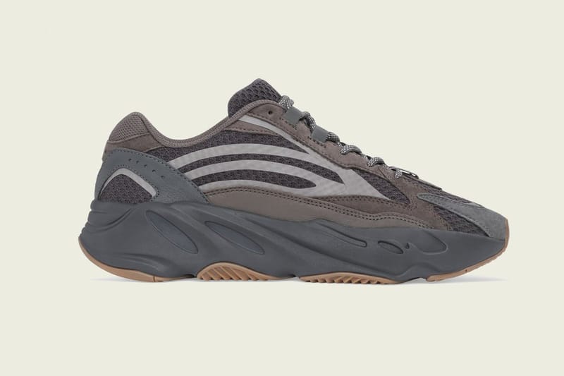 Une Date De Sortie Confirmée Pour La YEEZY BOOST 700 "Geode"