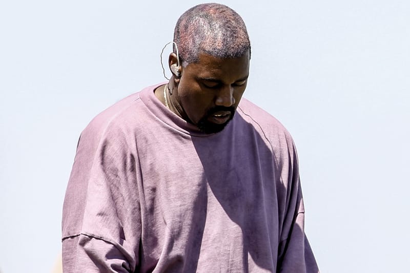 Kanye West tease un nouveau modèle "All-Black" de YEEZY BOOST 700