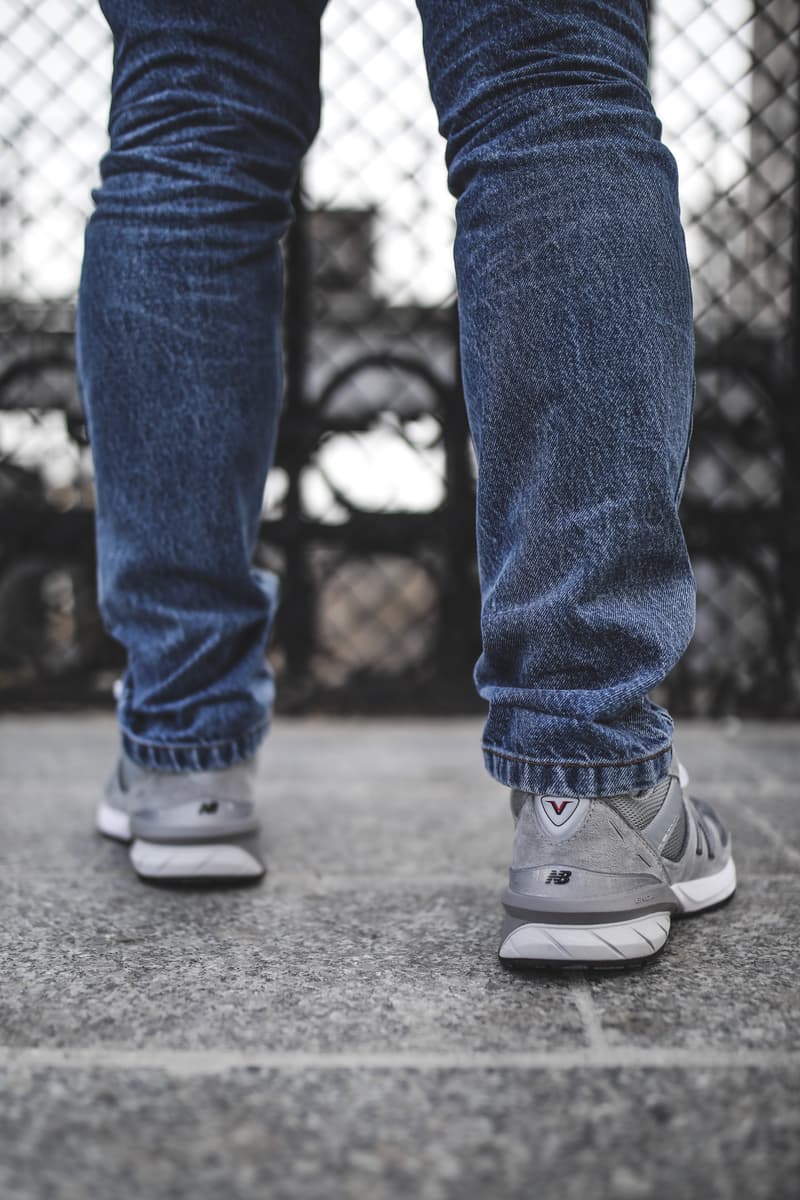 Photo New Balance NB990 V5