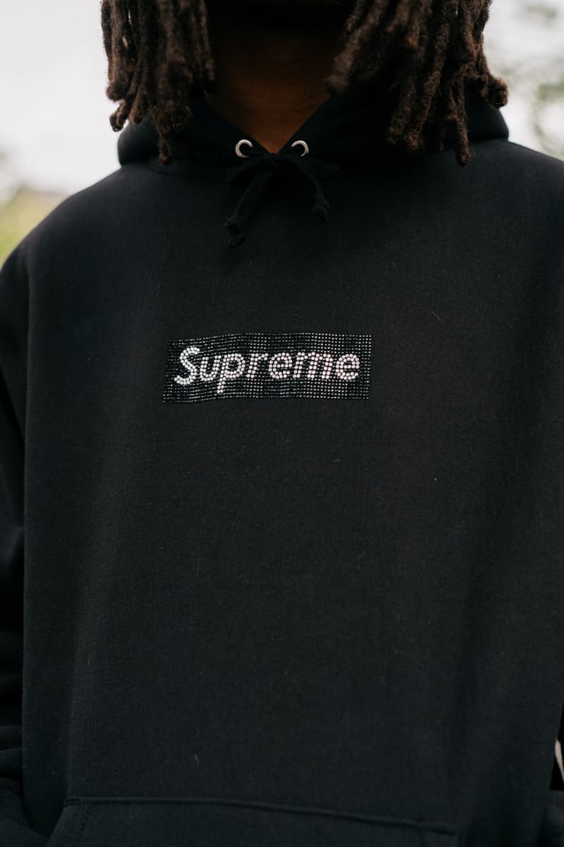 Photo des Box Logos Supreme x Swarovski