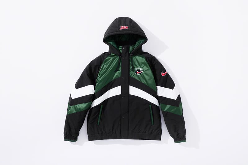 Photo Supreme x Nike