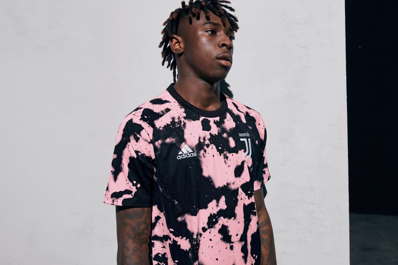 Photo du maillot pre-match 2019/2020